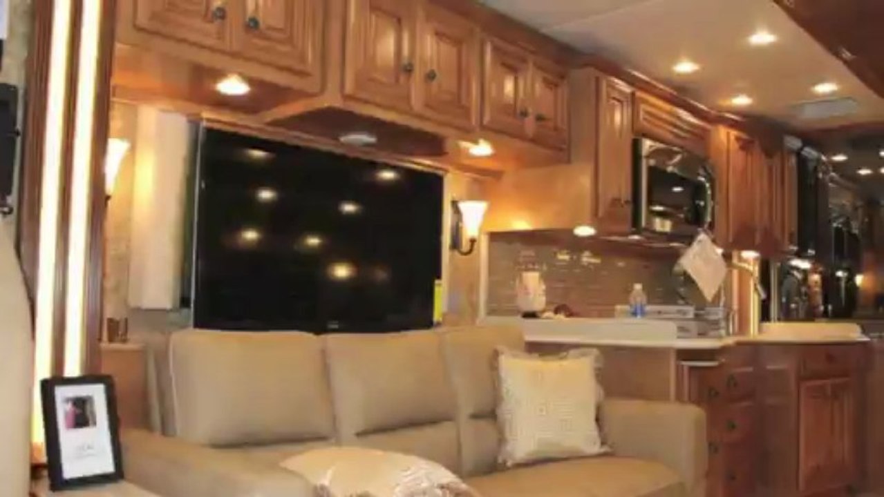 2014 Newmar Dutch Star Class A Diesel Pusher Motorhome