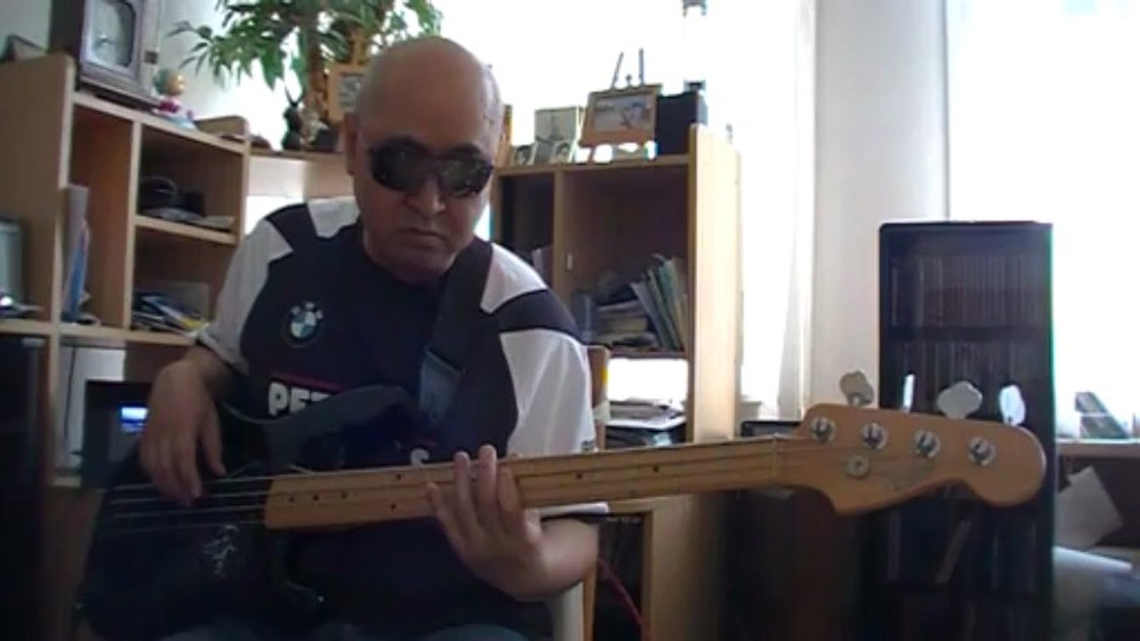 Still Loving you Scorpions Bass cover Bob Roha