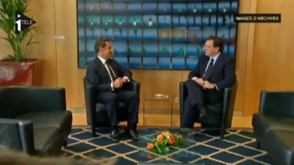 Un an après, Sarkozy fait toujours parler