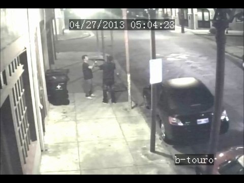 How to disarm thief with a gun / Как обезоружить грабителя