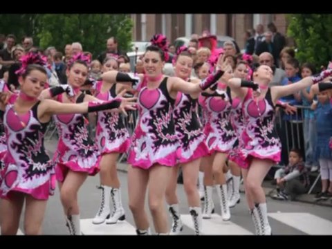 Lambres lez Douai - Cortège des fêtes de sigebert 2012
