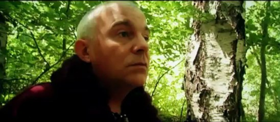 Comptines Barbares S01E06 l'écharpe maudite