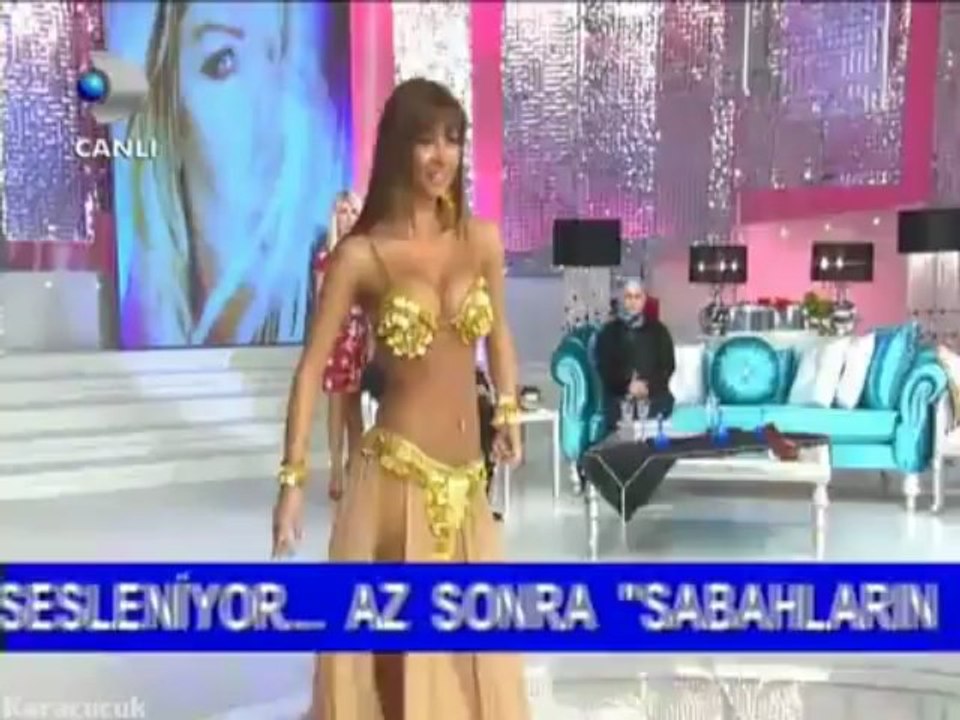 Turkish Belly Dancer - Didem