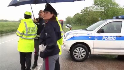 Télécharger la video: SCHIANTO TRA TRE AUTO, MUORE ANZIANO