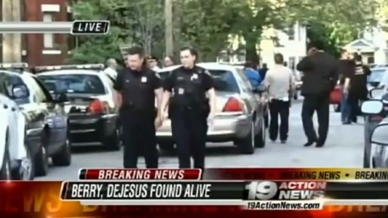 Entführte Frauen nach Jahren aus Haus befreit