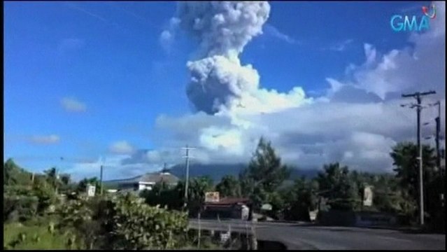Philippines : cinq personnes tuées dans l'éruption d'un volcan