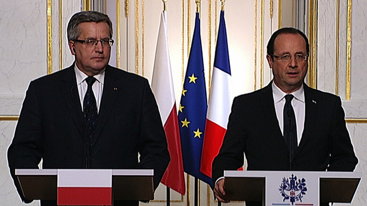 Conférence de presse avec M. Bronislaw KOMOROWSKI, président de la République de Pologne