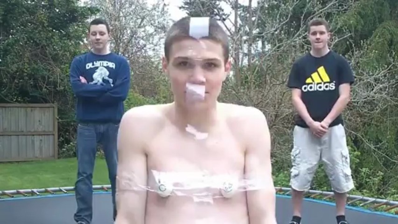 EXTREME Crack The Egg Game