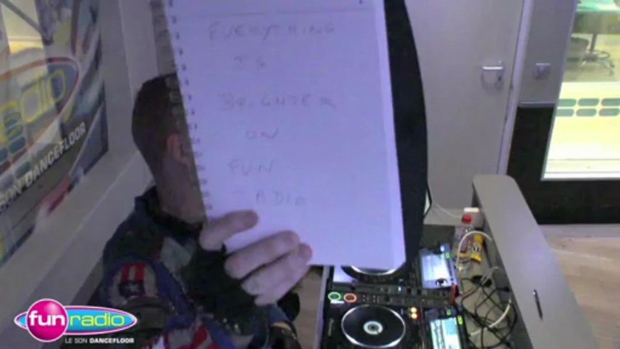 Guena LG mixe en live dans Party Fun sur Fun Radio