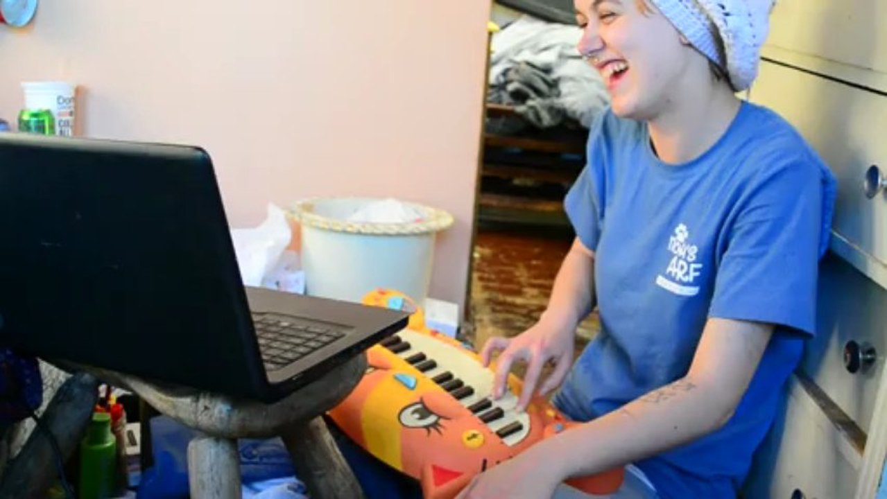 Whitney on the Kitty Keyboard - "Don't Let the Sun Go Down on Your Grievances"