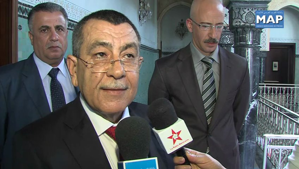 رئيس الحكومة يتباحث مع وزير الداخلية والأمن الفلسطيني