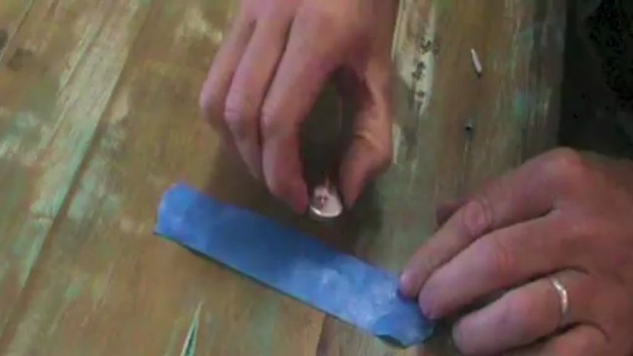 How to Find a Wall Stud. Amazing Method!