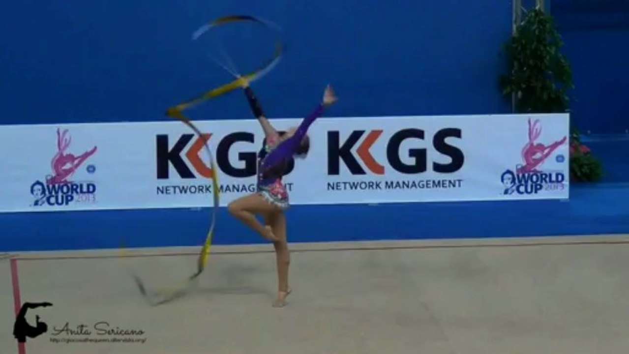 Julieta Cantaluppi 2013 World Cup Pesaro EF ribbon