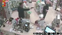 3 voleurs d'une pharmacie rencontre un policier