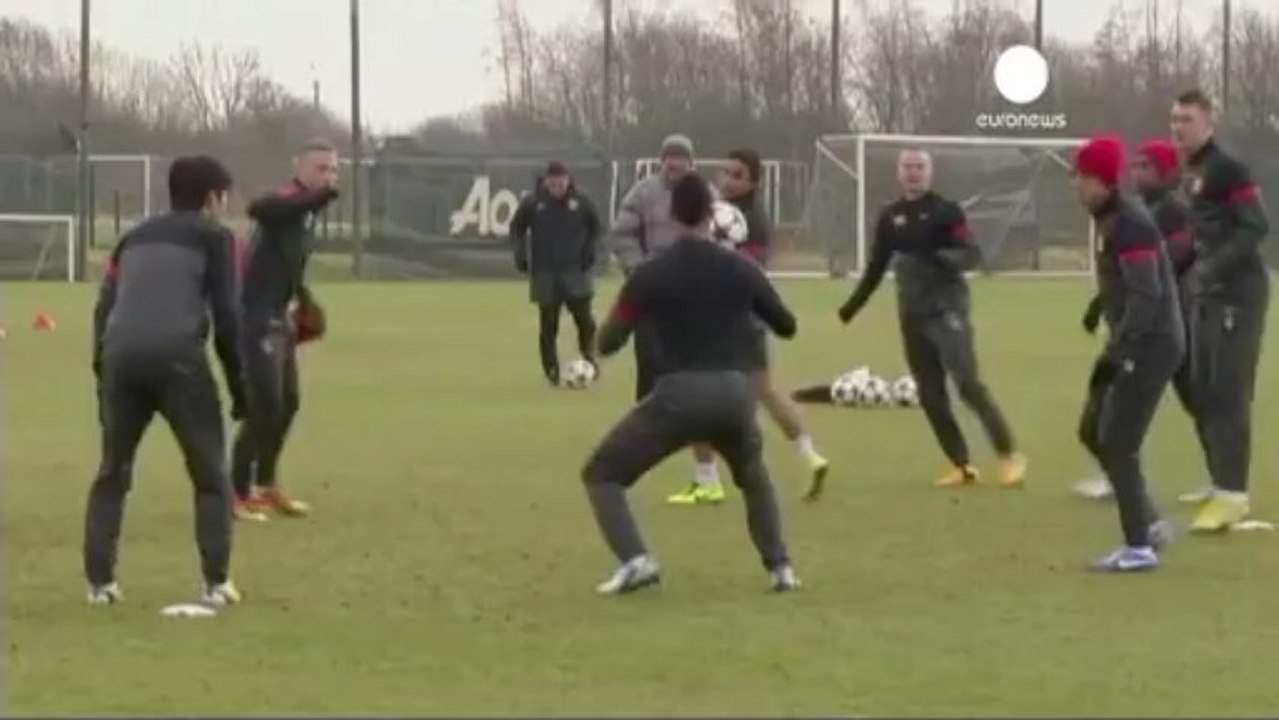 Alex Ferguson sezon sonu görevi bırakıyor
