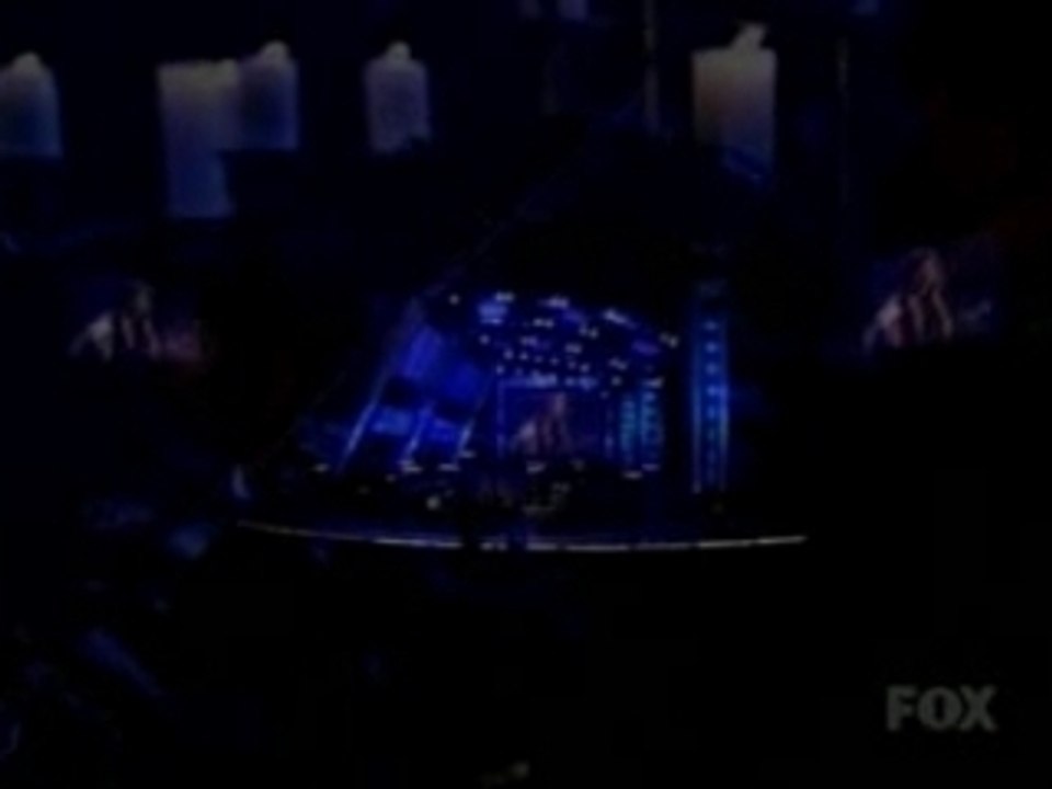 Avril Lavigne live Iris