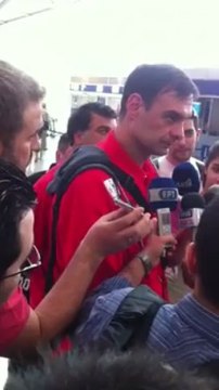 Δηλώσεις Μπαρτζώκα πριν την αναχώρηση του Ολυμπιακού για Λονδίνο (1)