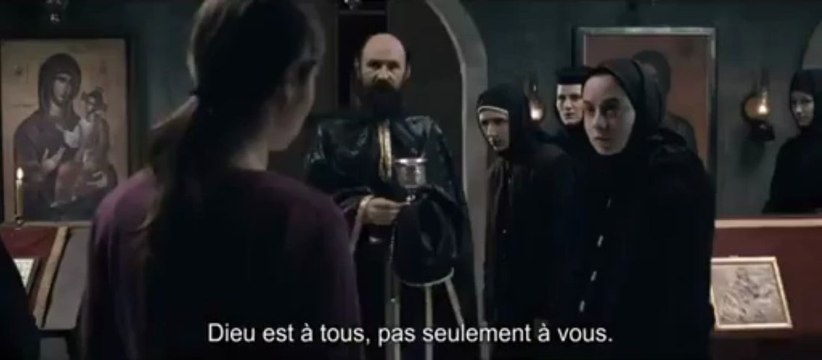 film Au dela des collines Bande Annonce vf