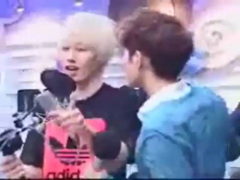 Super Junior - Mr. Simple MV - 視頻集合創作