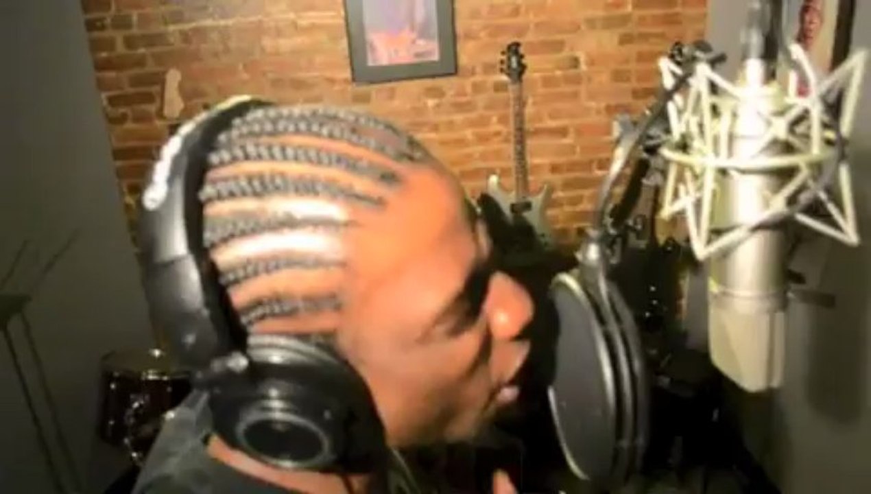 S_O_L_O in my zone in studio performance (unsigned  signed artist)