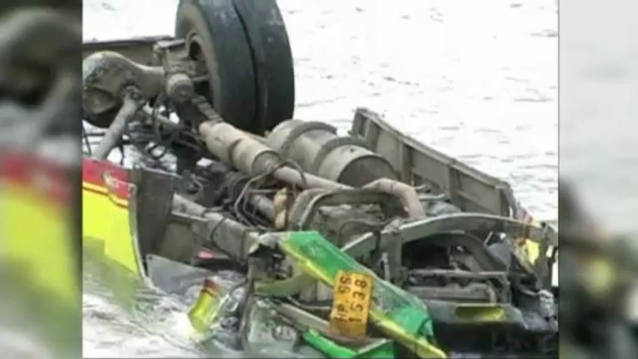 Au moins 33 morts dans un accident de bus en Inde