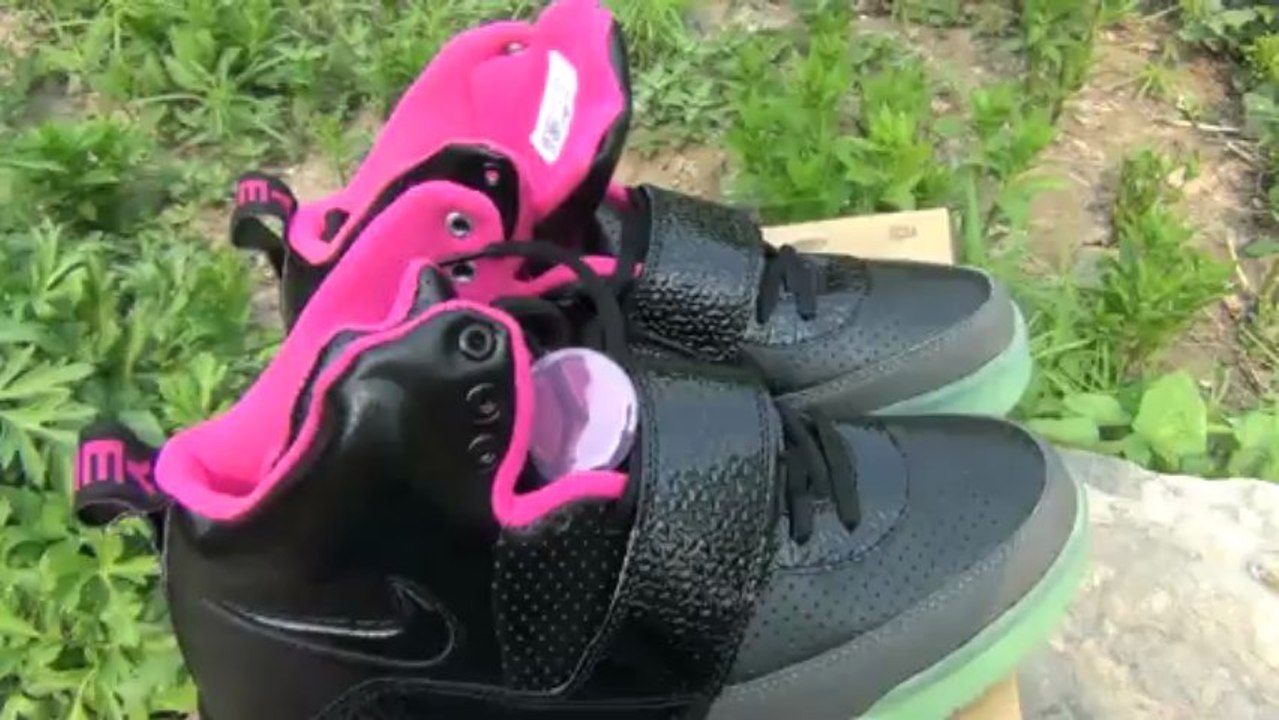Air yeezy 2 black