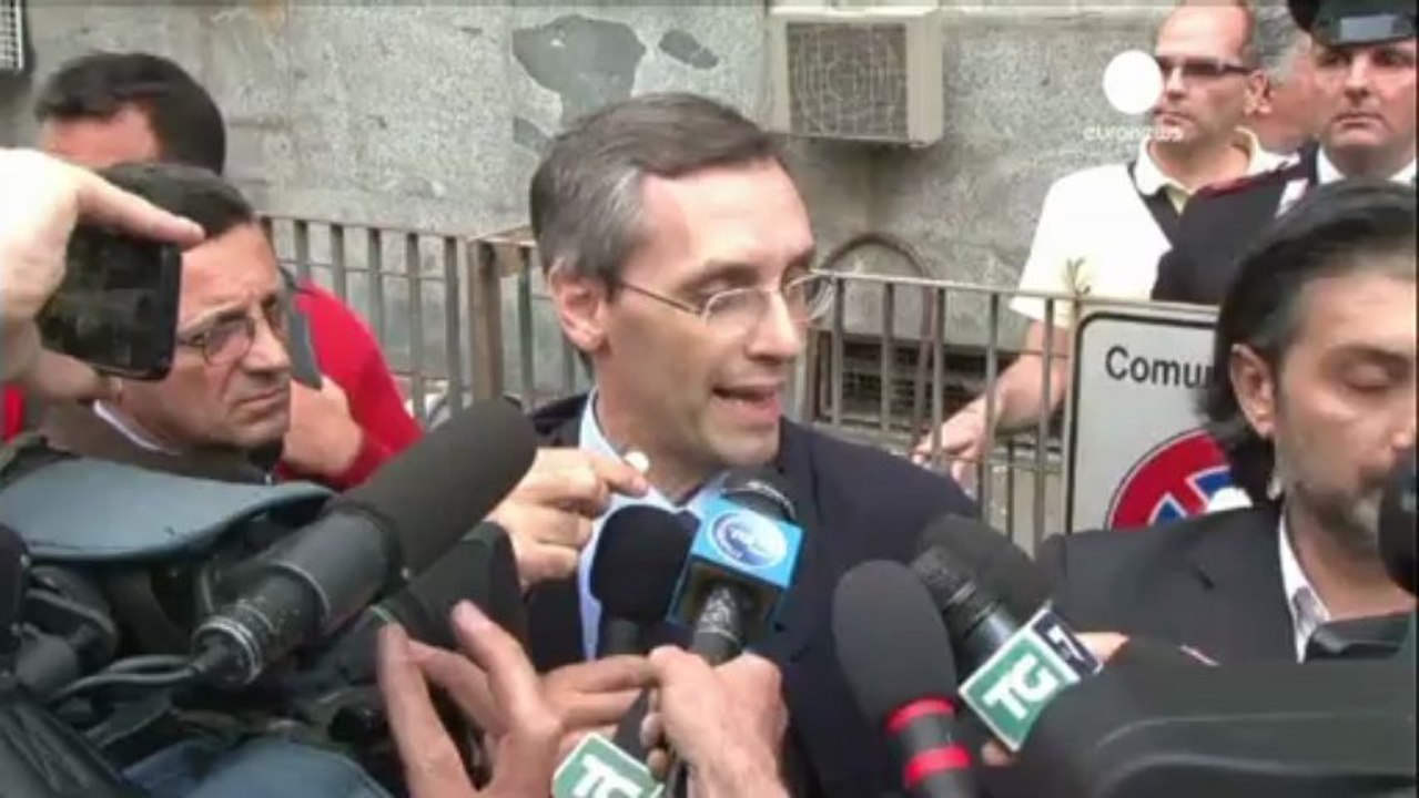 Berlusconi'nin siyasi kariyeri tehlikede