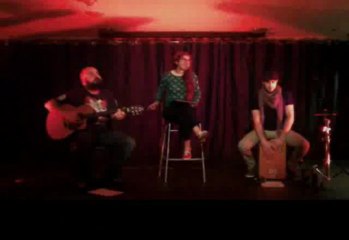 Alba Messa y su banda en Noise off festival