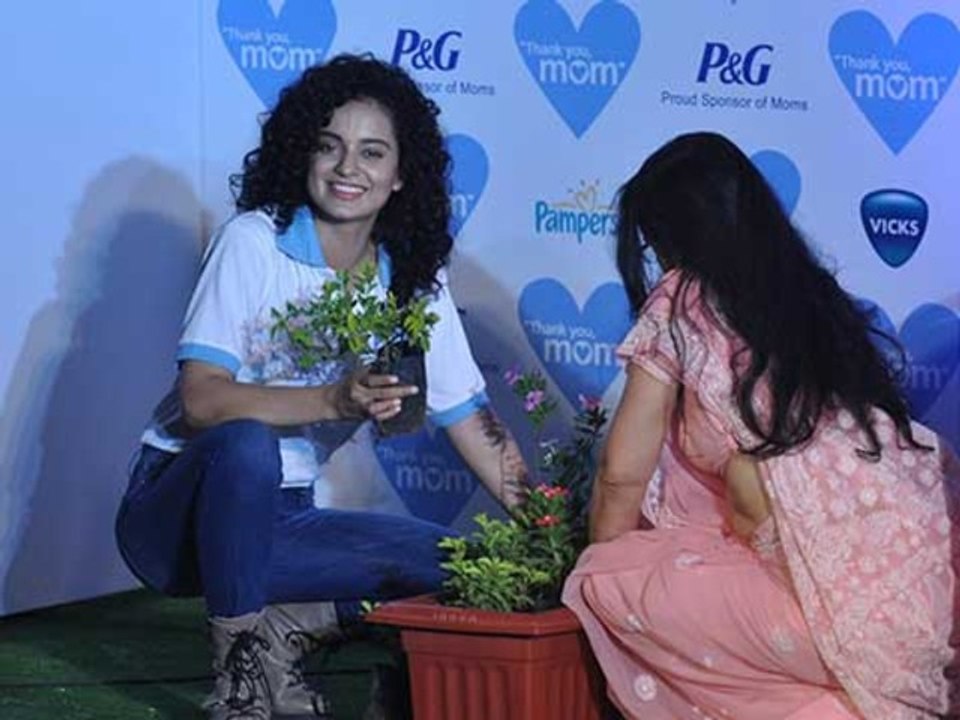 Mums The Word For Kangana And Shraddha