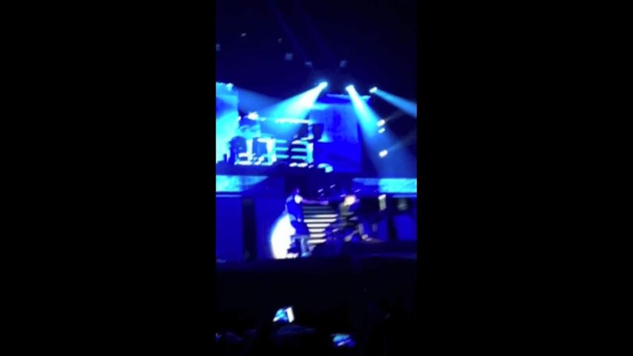 Justin Bieber s'est fait attaqué par un fan pendant un concert