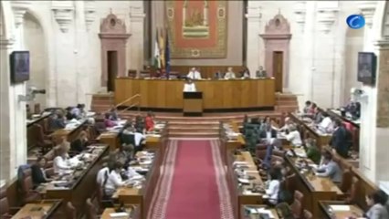 La Cámara convalida con la abstención del PP el decreto contra los desahucios
