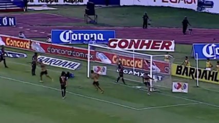 Piękna bramka Luisa Garcii w meczu z Atlante