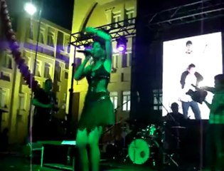 Betul Yıldırım -( türkan yine öptürmedi dudaktan)