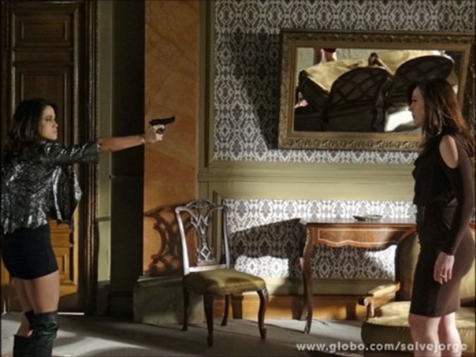 Salve Jorge 09/05/13 Caiu! Morena aponta arma para Lívia e vilã confessa crimes