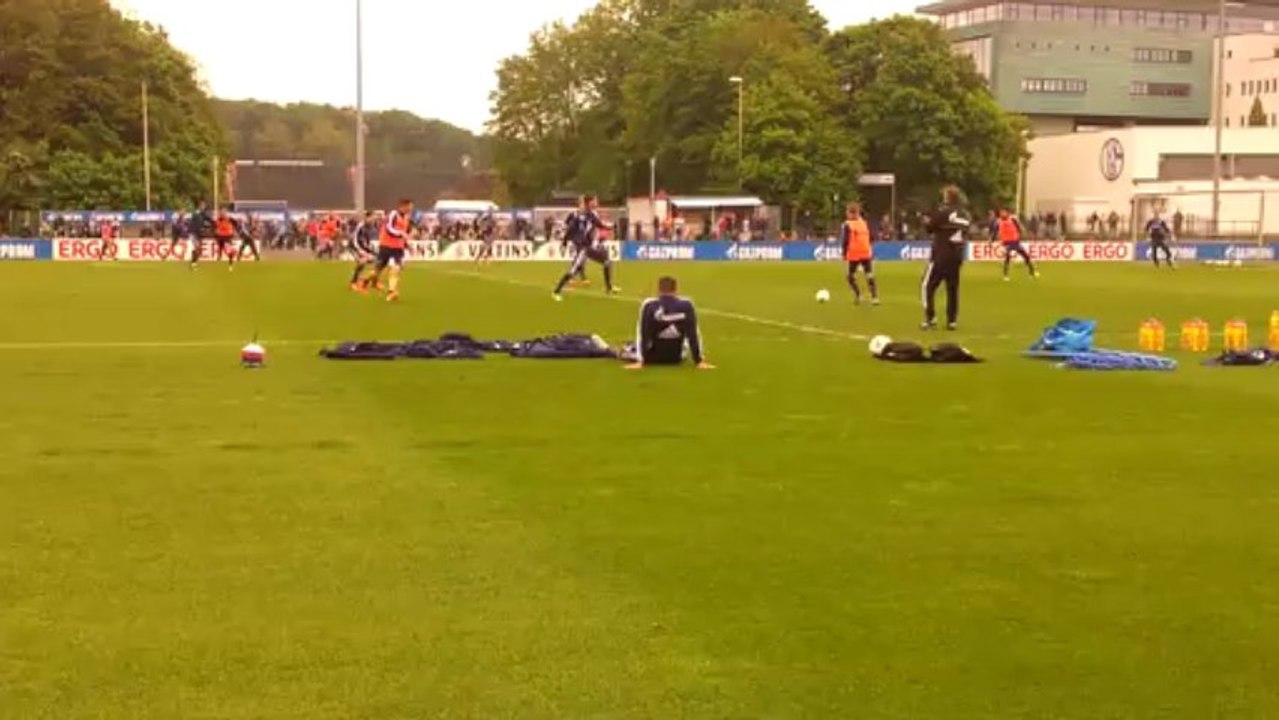 Kolasinac Runde und Zuschauen