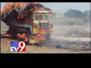 Lorry carrying hay catches fire