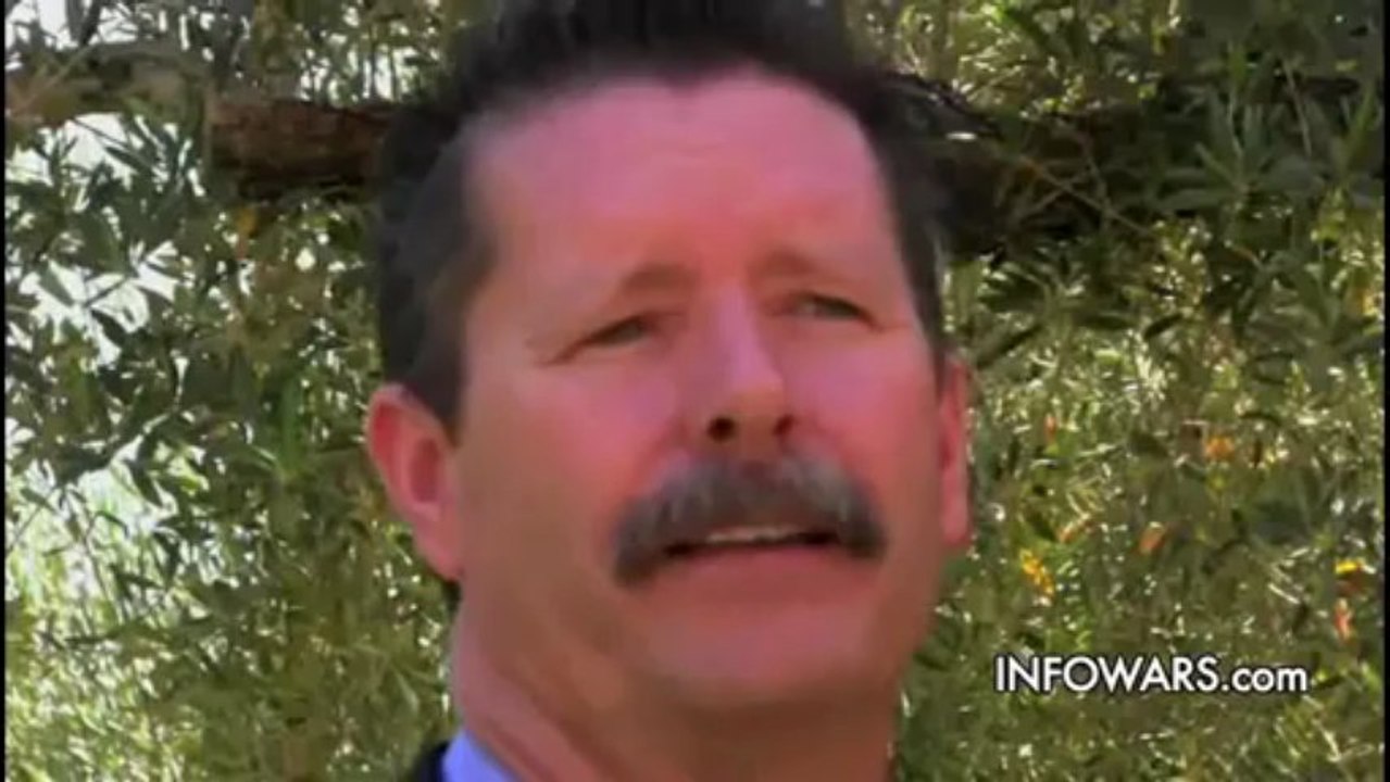 FAST   FURIOUS 2of2 Federal Gov't Crime, Mini-Documentary - YouTube_MP4_