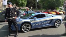 Italian police show off Lamborghini patrol car