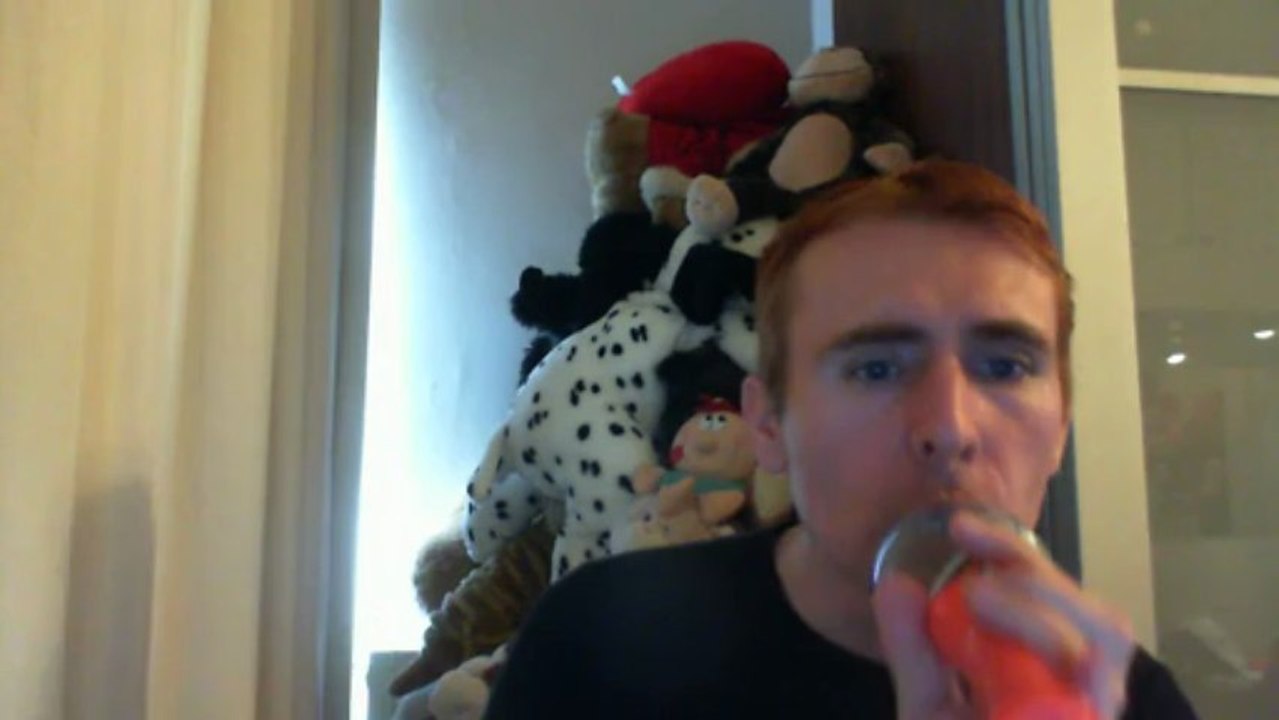 Wiwi égratigne "le temps court" de Sheryfa Luna