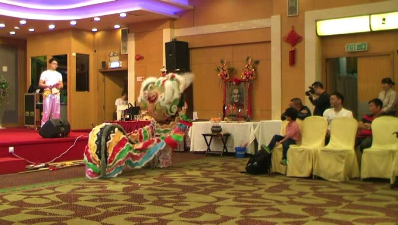 Human Mobile Stage 71F, 2013 周彪宝诞 Chau Biu Banquet, 醒狮功夫Lion Dance Kung Fu