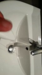 vidéo marrant se lave les mains