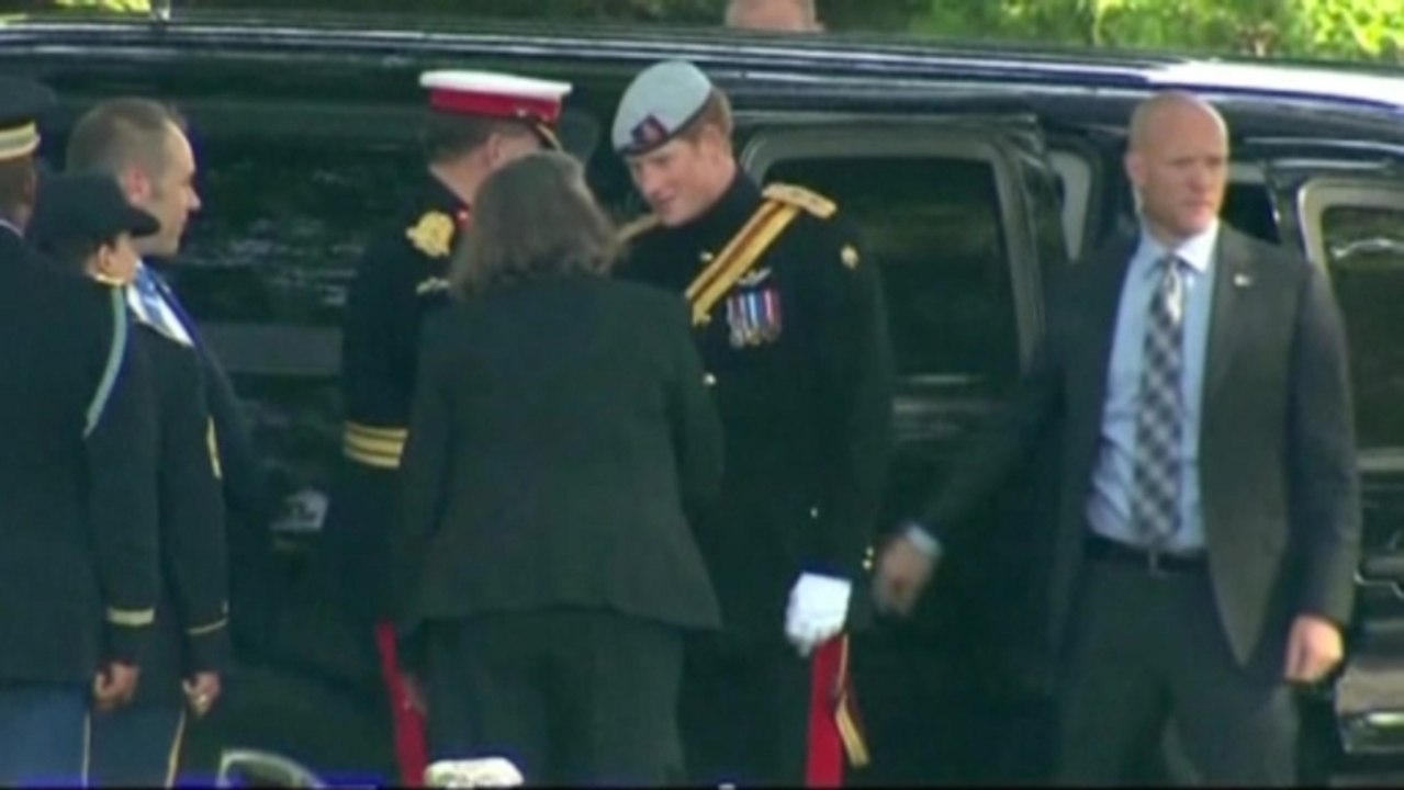 Prince Harry pays his respects at Arlington National Cemetery