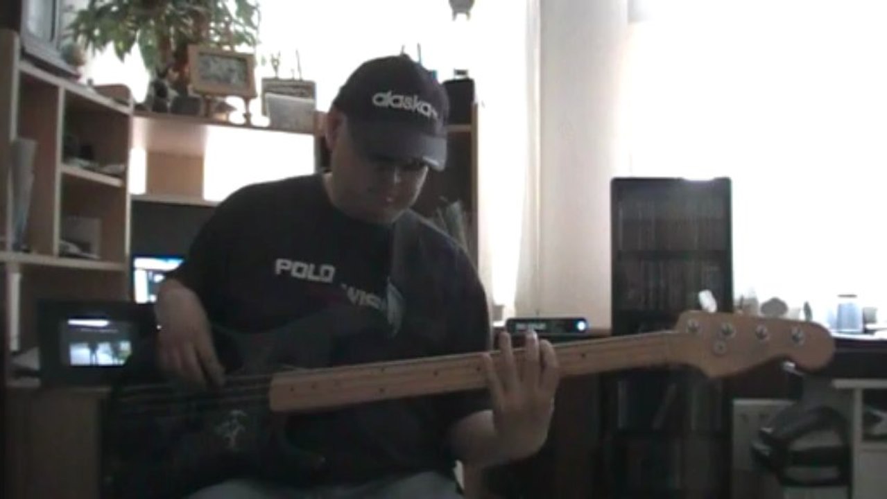 Someone loves you Honey June Lodge  basscover Bob Roha