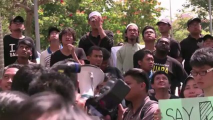 Students protest after alleged election fraud in Malaysia
