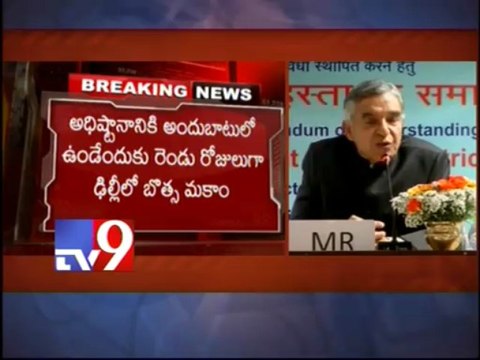 High Command discusses fate of tainted A.P ministers with Azad