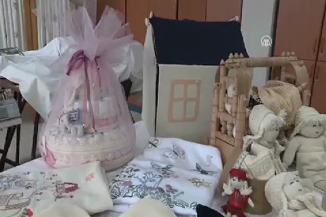 Bebekler için organik kıyafetler