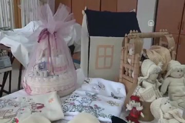 Bebekler için organik kıyafetler