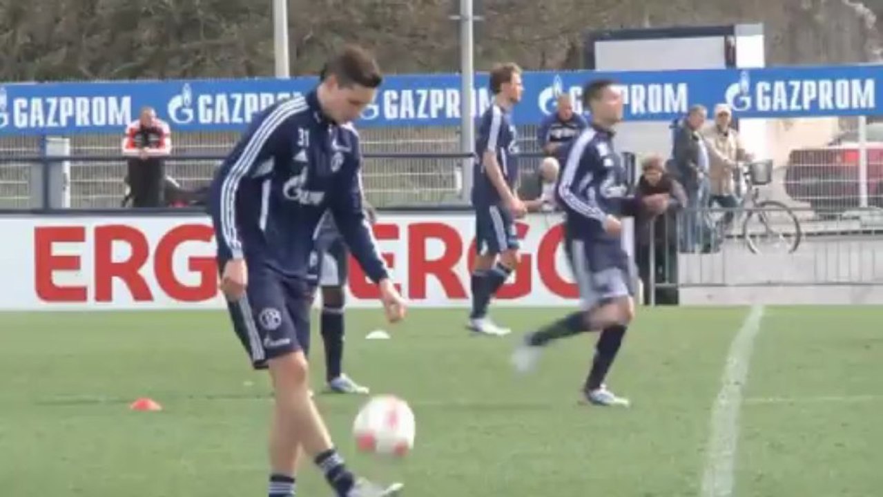 Bis 2015: Jens Keller darf in Schalke bleiben