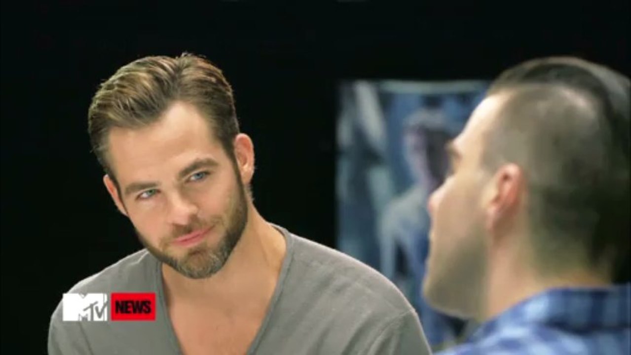 'Star Trek' Stars Break Down Their 'Family Roles' (clip 3)