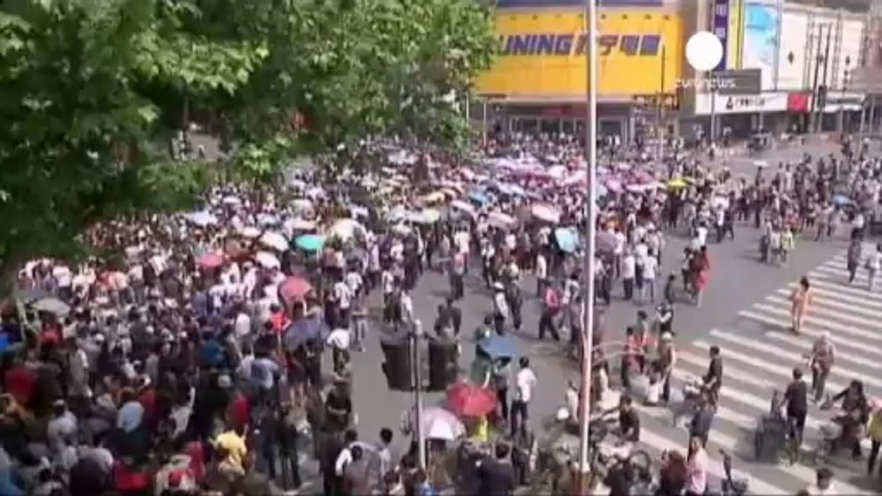 Protests in Shanghai against pollution